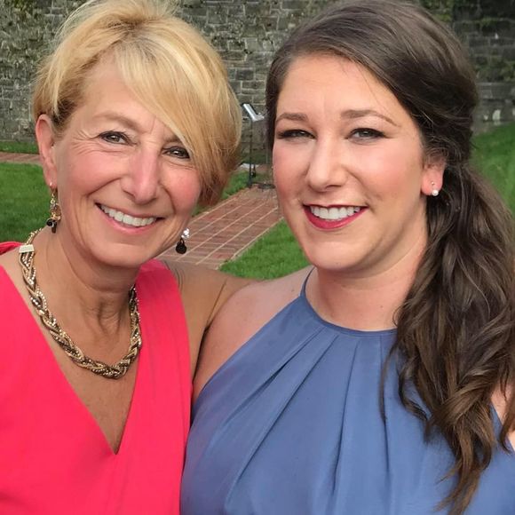 Meet your Posher, Lindsey - Picture 1 of 1